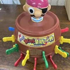 B6172 絶叫ジャンボ黒ひげ危機一発 タカラ　トミー　おもちゃ　ゲームのサムネイル