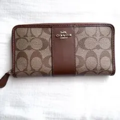 coach シグネチャー長財布　ラウンドファスナー　ブラウン