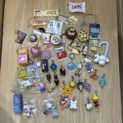 ハローキティ キーホルダー えんぴつ ガチャガチャ まとめ サンリオ ご