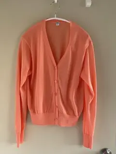 UNIQLO シアー　ライトVネックカーディガン