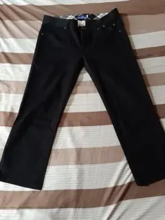 ♡バーバリーブルーレーベル♡BURBERRY パンツ36　ブラックズボンのサムネイル