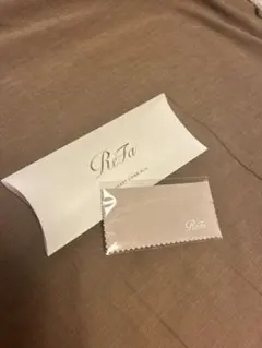 リファカラット クリーンクロス ポーチ付き Amazon.co.jp: ReFa CARAT : ビューティー