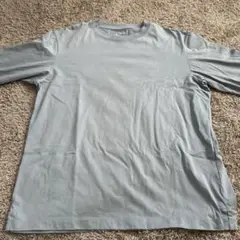 UNIQLO ライトブルークルーネックTシャツ