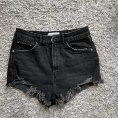 大人気　ZARA ブラック デニムショートパンツ EUR 38