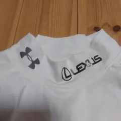 アンダー　アーマー　ゴルフ　インナー　シャツ　ハイネック　長袖　白　松山英樹