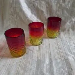 琉球ガラス　酒器　吹きガラスコップ２個　グラスセット　伝統工芸品　グラデーション 琉球ガラス 酒器 吹きガラスコップ2個 グラスセット 伝統工芸品