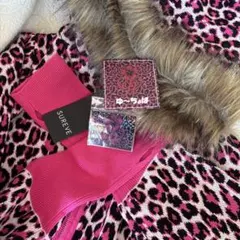 SUREVE ピンクヒョウ柄ファー付きパーカー ゆ〜ちょぱ　y2k 平成ギャル
