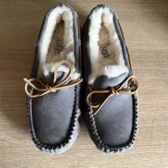 未使用 UGG ASCOT 27cm レザー ムートン スリッポン タン - メルカリ