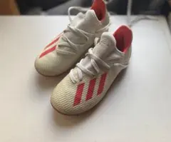 キッズ　トレーニングシューズ　18cm