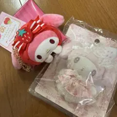 サンリオマイメロ新品　白いちごのティータイムブローチといちご新聞マスコットケース