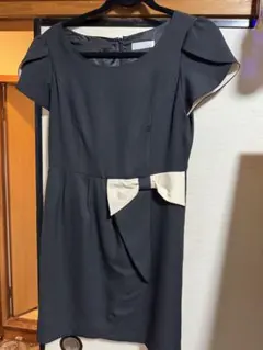 美品 9号 Feroux リボン付き Aラインドレス 黒