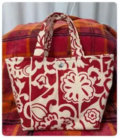 ハンドメイド♡ミニトートバッグ♡ランチバッグ♡ボタニカル♡フラワー♡赤♡生成り③