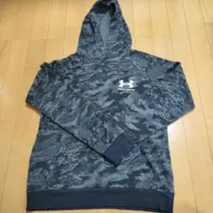 迷彩パーカー トップス
