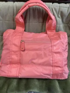 ピンク キルティングバッグ 取り外しストラップ付き　未使用