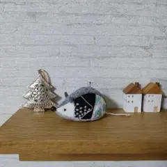 Item thumbnail for item 9a716cc8-569a-49c1-a9b1-9e15a8c4f454