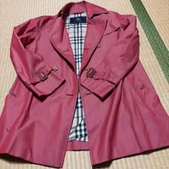 BURBERRY レッド トレンチコート 28