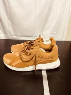 NIKE スニーカー ブラウンのサムネイル