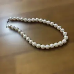パール調ネックレス