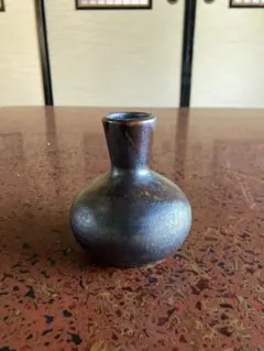 備前焼 一輪挿し 花瓶 徳利型 - メルカリ