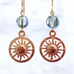 ラスト1点★【ピアス】 太陽モチーフ シンプル クリアブルー春夏