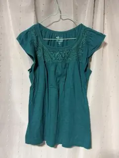 Old Navy トップスのサムネイル