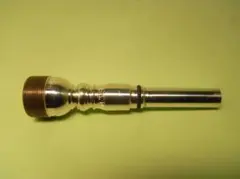 ボブリーブスTPマウスピース42 C 金メッキ　スリーブ2番4番付き。 ボブリーブスTPマウスピース42 C 金メッキ スリーブ2番4番付き
