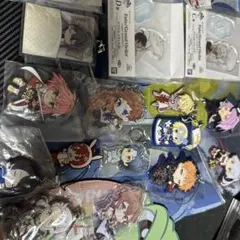 ノンジャンル グッズ アニメ アイドル まとめ売り 120サイズ 約300点
