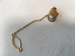 ゴールドカラー シェル装飾 タイタックピンのサムネイル