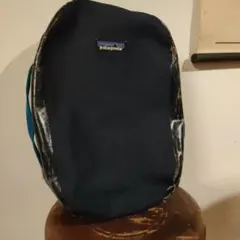 パタゴニア　ブラックホールキューブ