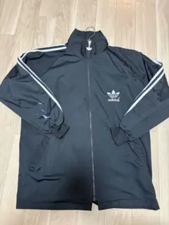 adidas トラックジャケット　90s