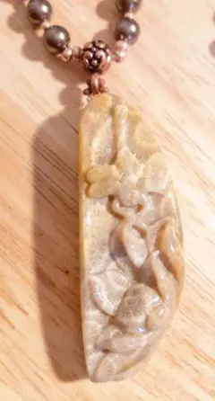 【オ 17】フォシル コーラルとパールのエレガント ネックレス ハンドメイド