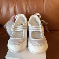 【新品】イフミー上履き　18cm
