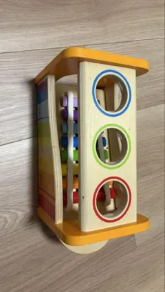 Hape E0305 パウンド　アンド　タップ　ベンチのサムネイル