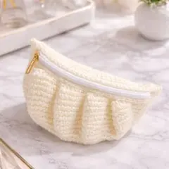 餃子ポーチ