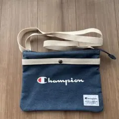 美品 チャンピオン サコッシュ ショルダーバッグのサムネイル
