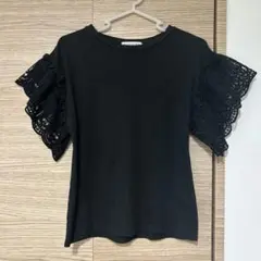 &.NOSTALGIA ブラックレース付きフリル袖カットソーのサムネイル