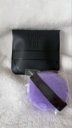 【未使用】ANNA SUI パフ ケース付きのサムネイル