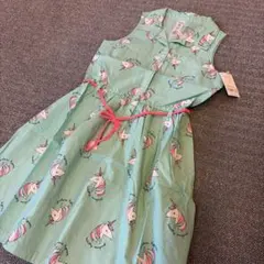 新品タグ付き⭐️Carter's ユニコーン柄ワンピース 130-140cmのサムネイル