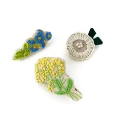 刺繍の花柄ブローチ3個セット
