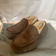 UGG ASCOTのサムネイル
