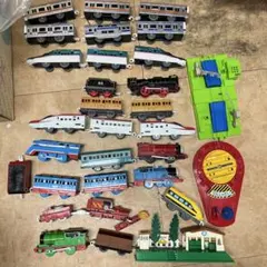 プラレール E6系 秋田新幹線こまち　大量　線路　まとめて　車両