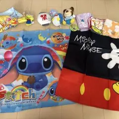 ディズニー　刺繍缶バッチ・巾着・ナフキン・ハンカチまとめ売り　おまけつき