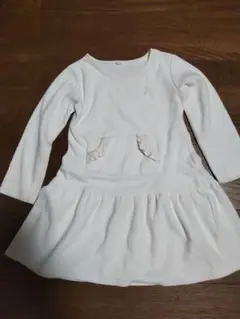 ❤️ホワイト 長袖 ワンピース フリル付き✨