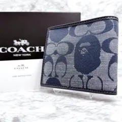 未使用級✨COACH A BATHING APE 二つ折り財布 シグネチャー 紺のサムネイル