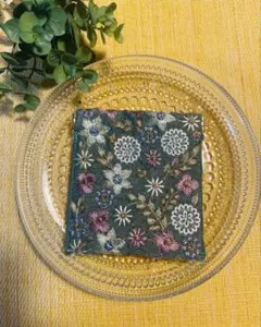 No.3 インド刺繍リボン　バネ口ポーチ
