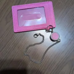 未使用新品☆ピンク 合成皮革 パスケース チェーン付き