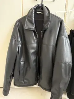 ZARA 黒レザージャケット