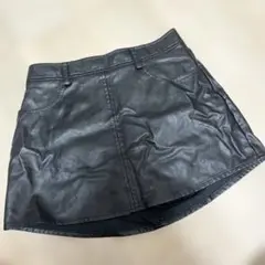 黒 合成皮革 ミニスカート