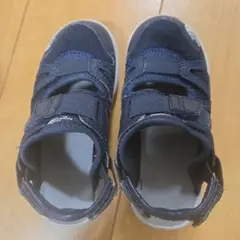 Item thumbnail for item 81c48f2d-1211-42b0-8f25-dce09fa52f49