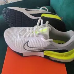 Nike AIR MAXホワイト/イエロー /グレー　スニーカー
